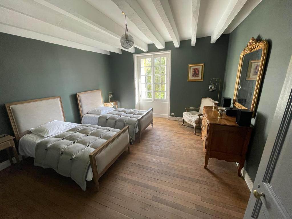 Chateau De L'Epinay - Domaine Du Marquis De Lafayette Dolus-le-Sec Bagian luar foto
